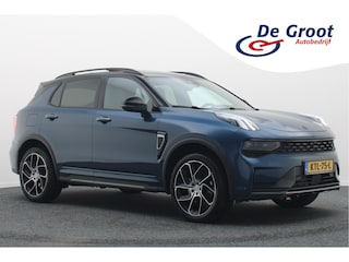 Lynk & Co 01 1.5 360° Camera, Panoramadak, Apple Carplay, ACC, Keyless, Zwarte hemel, LED, 20''