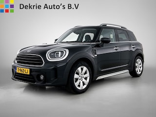 Mini Countryman 1.5 136PK Automaat Cooper Classic / Trekhaak / Pdc+Camera / 1/2 Leder / Navigatie / Airco-ecc. / Radio multimedia