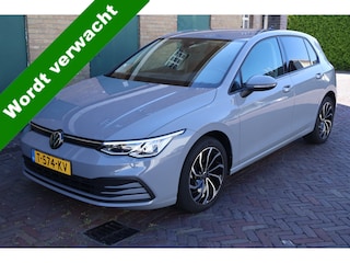 Volkswagen Golf 1.0 eTSI Life NL-Auto / Virtual / Clima / Nardo gray