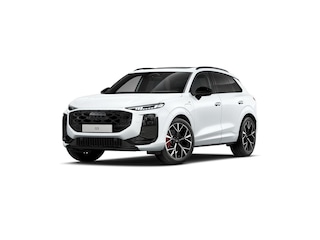 Audi Q3 1.5 e-hybrid S edition | Adaptieve Cruise | Panorama Dak | 360 Camera | B&O 3D | Head-up | Matrix-LED | Tech Pack Pro | Optiekpakket | Navigatie-pakket |