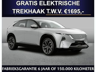 Mazda CX-6e Takumi 78 kWh | Warm Beige Interior | Gratis elektr. trekhaak t.w.v. €1695,- | Tot 468km range | Tot 200kW snelladen