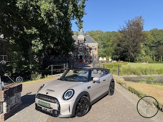 Mini Mini Cabrio | Led | Black Trim | BTW | Rooftop Grey |