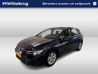 Volkswagen Golf 1.0 TSI Life / 16"LMV / APP.Connect / NAVI / CAMERA