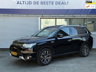 Mitsubishi Outlander 2.0 PHEV Limited Edition X-Line l Schuifdak l Leder l Trekhaak l Climate l Camera l Cruise