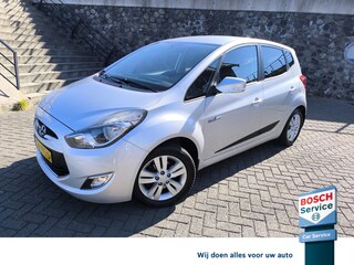 Hyundai ix20 1.4i Go! Camera, 1300kg Trekhaak, Navigatie, Airco, prive glas achter, bluetooth audio.