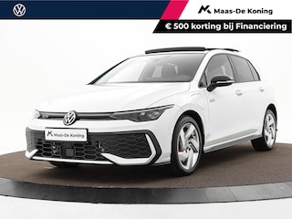 Volkswagen Golf 1.5 eHybrid 272pk DSG GTE · Panoramadak · 360 Camera · Head-Up Display · Matrix LED · Optiekpakket Zwart · Dodehoeksensor · Garantie t/m 10-11-2030 of 100.000km