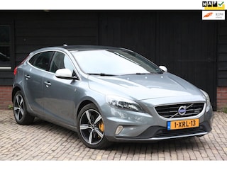Volvo V40 2.0 D4 R-Design Business Panorama/Xenon/Camera/Leer/Parkeersensor v,a