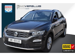 Volkswagen T-Roc 1.5 TSI Style Automaat | Carplay Navigatie | ACC | PDC | 12 mnd BOVAG garantie | Whatsapp 06-53188999