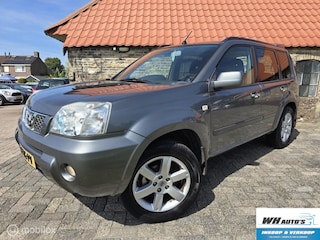 Nissan X-Trail 2.5 Columbia Premium Navi