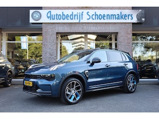 Lynk & Co 01 1.5 TREKHAAK! 6.6Kwh LADEN! BASIS!! 360-CAMERA STOELVERW. PANO/SCHUIF MEMORY INFINITY DAB NAVI CARPLAY ELEK.ACHTERKLEP 20"LMV