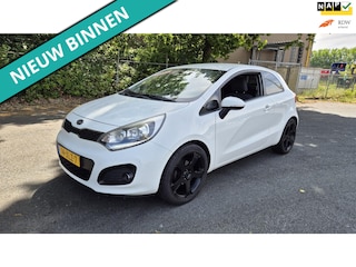 Kia Rio 1.2 CVVT Plus Pack LEUKE AUTO RIJDT EN SCHAKELT GOED