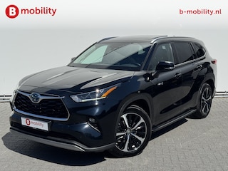 Toyota Highlander 2.5 AWD Hybrid Premium First Edition 7p. Trekhaak 2.000KG | Panorama dak | Head-Up Display | Treeplanken | Adaptive Cruise Control | Voor/achter Stoelverwarming | 360 Camera