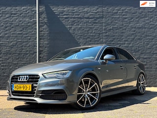 Audi A3 LIMOUSINE 1.8 TFSI | 3x S-Line | Matrix | Stoelverwarming