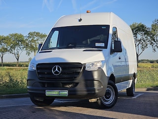 Mercedes-Benz Sprinter 311 L2H2 MBUX10  RWD