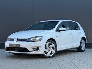 Volkswagen Golf 1.4 TSI GTE Camera|Navi|ACC|2-Kabels|DAB|Stoelverwarming|Zwarte Hemel
