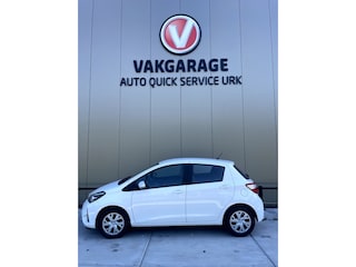 Toyota Yaris 1.0I ACTIVE