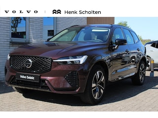 Volvo XC60 T6 Plug-in hybrid AWD Plus Dark | Trekhaak | Panoramadak | 360 graden camera | Head up display | Adaptieve cruise control | Premium audio by Harman Kardon | Verwarmbare voorstoelen stuurwiel en achterbank