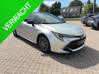 Toyota Corolla 1.8 Hybrid First Edition ✅Stoel&Stuurverw.✅Adapt Cruise✅Clima✅Camera✅Navi✅Two Tone✅