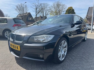 BMW 3-serie Touring 318i 143pk Apk 4/8/27,Airco,Cruise,Elek-pakket,Trekhaak