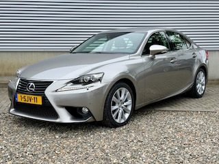 Lexus IS 300h Edition [ dealer oh, nl-auto, 1e eig ]