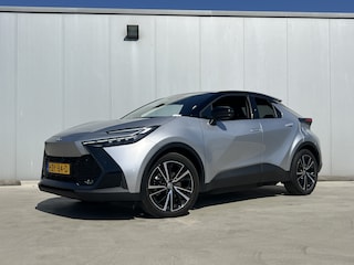 Toyota C-HR 2.0 Plug-in Hybrid 220 Executive | Voorstoelen verwarmd | Stuurverwarming