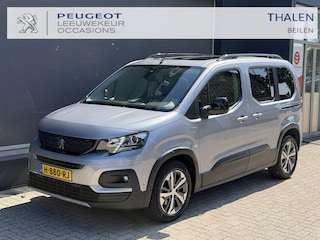 Peugeot Rifter 1.2 Turbo 130 PK GT-Line Automaat | Meest Complete Uitvoering! | Lage Km stand: 35914 Panorama dak | Trekhaak 1200 KG | All season banden | Dodehoek detectie | 2x Zijschuifdeur | Climate Control | Camera | Cruise Control | 17" Lichtmetalen Velgen | Achterklep met Separate Ruit |