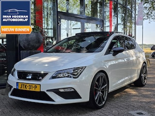 Seat Leon 1.4 TSI FR X-PERIENCE | Panoramadak | Climate control | LM Velgen | Apple CarPlay/Android Auto | PDC voor+achter |