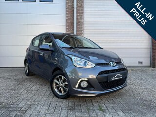 Hyundai i10 1.2i Fifa world cup Edition stoel en stuurverwarming/mooie auto/garantie