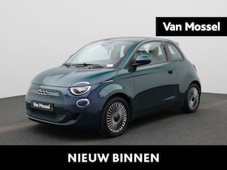 Fiat 500 42 kWh Icon | APPLE CARPLAY | ANDROID AUTO | PANORAMADAK | STOELVERWARMING | NAVIGATIE | PARKEERSENSOREN ACHTER | KEYLESS | LICHTMETALEN VELGEN |