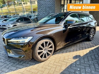Volvo V60 2.0 D3 - LEDER - PANO - TREKH. - ORG. NL.