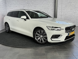 Volvo V60 2.0 T8 Twin Engine AWD Inscription B&W HUD Pano Trekhaak Pilot Assist