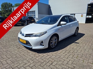Toyota Auris 1.8 Hybrid Lease Pro met trekhaak