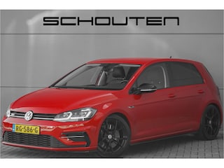 Volkswagen Golf 7.5 1.5 TSI Highline Business R Massage Leder CarPlay 18"