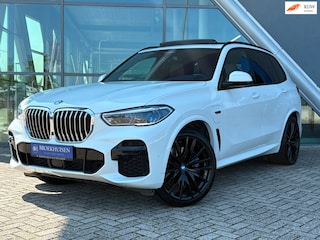 BMW X5 XDrive45e High Executive M Sport 394pk Panoramadak / 22inc / Laser Light / Trekhaak