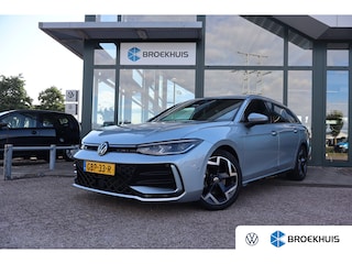 Volkswagen Passat Variant 1.5 eTSI R-Line Business | Achteruitrijcamera | Hill hold functie | Keyless start | Achteruitrijcamera | Hill hold functie | Keyless start