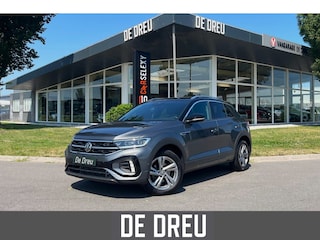 Volkswagen T-Roc 1.5 TSI R-Line | TREKHAAK | CAMERA | ADAPTIVE |