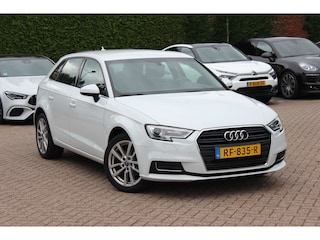 Audi A3 Sportback 1.0 TFSI Design Pro Line Plus / Trekhaak / Navigatie / Parkeerhulp V+A / 17'' / Half leder / Stoelverwarming / Cruise Control
