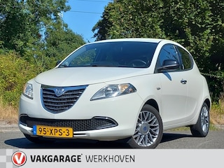 Lancia Ypsilon 0.9 TwinAir Gold | Parkeersensoren |Cruise control