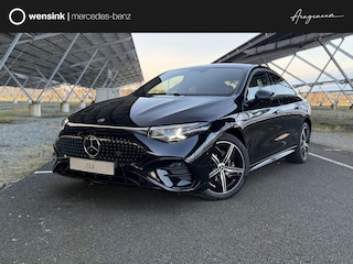 Mercedes-Benz CLA 250+ Launch Edition 85.5 kWh | Night | Panoramadak | Stoelverwarming | DISTRONIC | Achteruitrijcamera | Dodehoekassistent | Trekhaak |