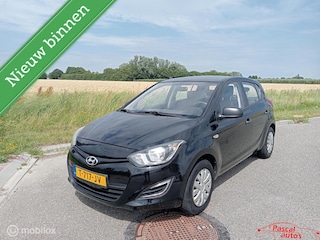 Hyundai i20 1.2i i- Drive Airco nw koppeling apk