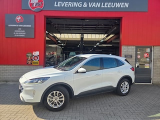 Ford Kuga 2.5 PHEV Titanium Parkeersensoren V+A / Navigatie/ Camera/ Stoelverwarming/ Rijklaarprijs!