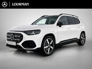Mercedes-Benz GLB 200 Business Solution AMG 7p. | Premium plus pakket | Nightpakket | Parkeerpakket | Trekhaak | Vast panoramadak | Massage functie | GUARD 360° | Burmester Surround Sound systeem | 19” vijfspaaks lichtmetalen AMG-velgen |