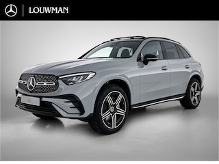 Mercedes-Benz GLC 300e 4MATIC Business Solution AMG | Advanced plus | Nightpakket | Trekhaak | Panoramaschuifdak | Treeplanken in aluminiumlook | Middenconsole metaalstructuur | 20 inch vijfspaaks lichtmetalen AMG-velgen |