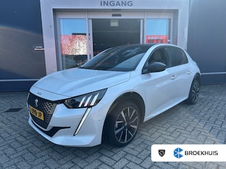 Peugeot 208 1.2 PureTech GT Pack | Panoramadak | Adaptieve Cruise | Navigatie | Stoelverwarming | Achterbank in delen neerklapbaar | Achteruitrijcamera | Airco (automatisch)