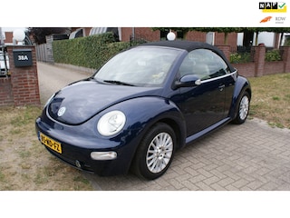Volkswagen Beetle New Cabriolet 2.0