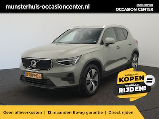 Volvo XC40 2.0 B3 Core - RIJKLAARPRIJS - All Seasonbanden - Achteruitrijcamera - Stoel- en Stuurverwarming!