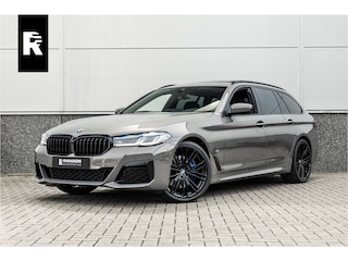 BMW 5-serie Touring 530i High Executive M-Sport 20inch / Bernina Grau / Pano / Camera / Laser