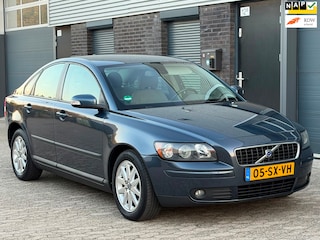 Volvo S40 1.8 Edition I AIRCO/CRUISE/BOEKJES/NIEUW APK