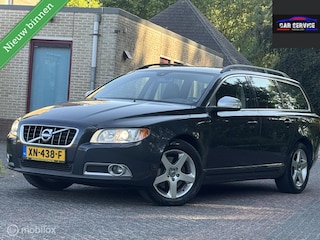 Volvo V70 2.5T Kinetic/LPG G3/NAP/APK/TREKHAAK/STLVW/OH DO