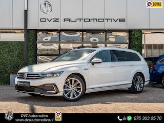 Volkswagen Passat Variant 1.4 TSI GTE | Pano | Leder | Surround View | Trekhaak | BTW